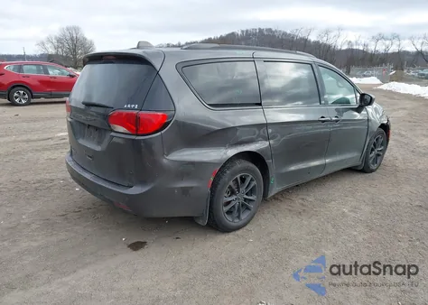 2020 Chrysler Pacifica Awd Launch Edition from USA, damaged, VIN 2C4RC3BG5LR263931